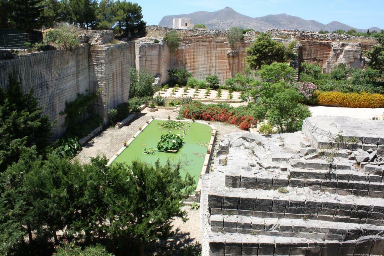 Giardino Dell'Impossibile Di Antonino Campo Appartement Favignana Buitenkant foto